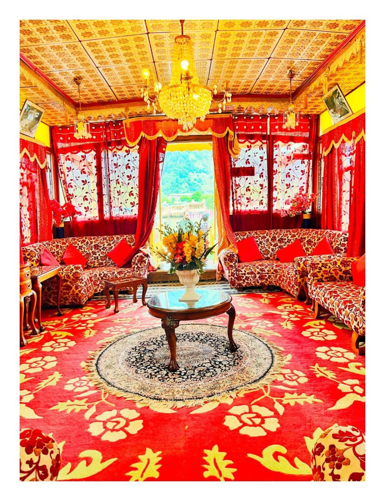 Hotel Mossess Group Of Houseboats Srīnagar Exterior foto